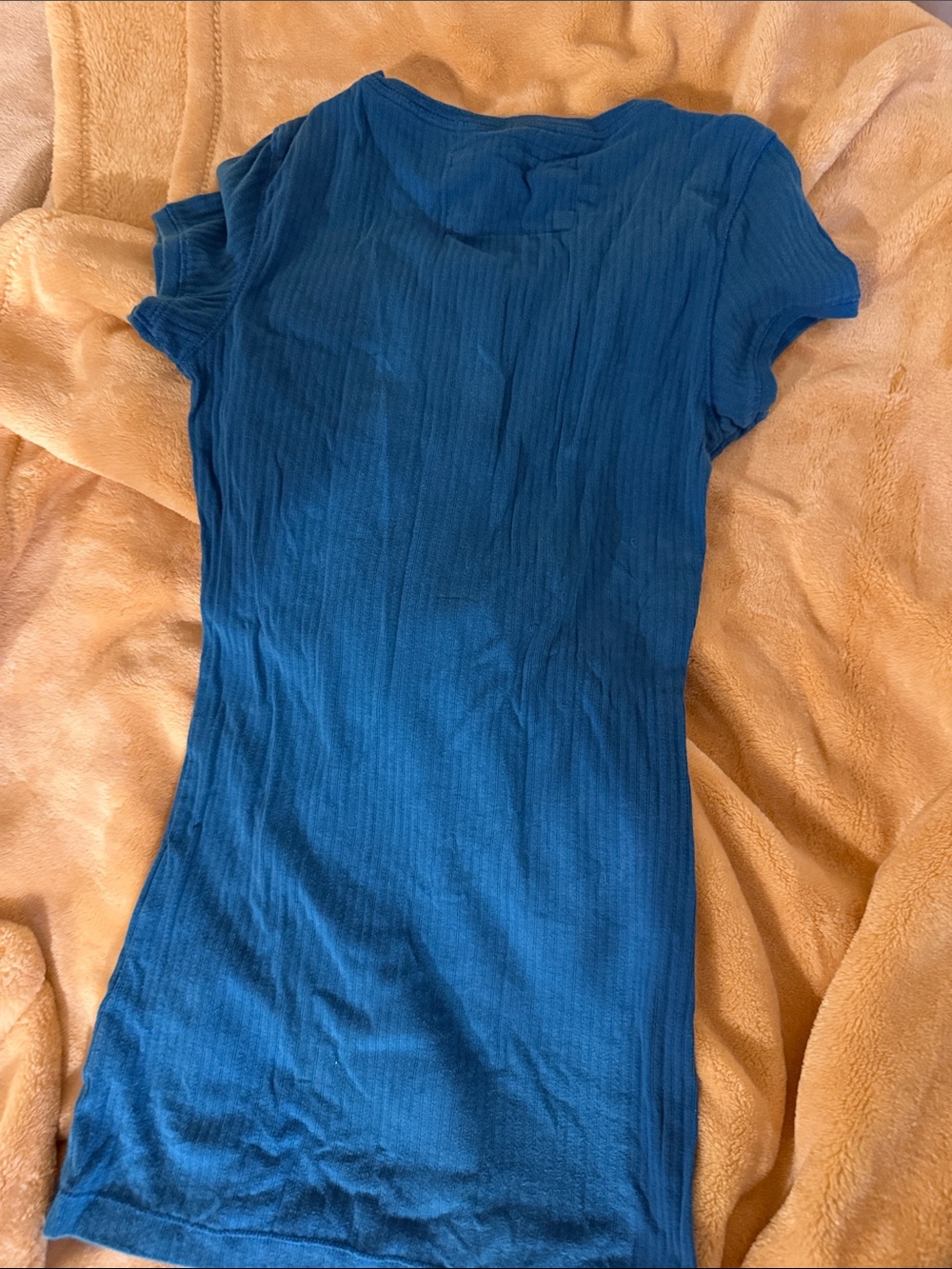 Aeropostale Teal Stretch Henley Shirt - Picture 3 of 3